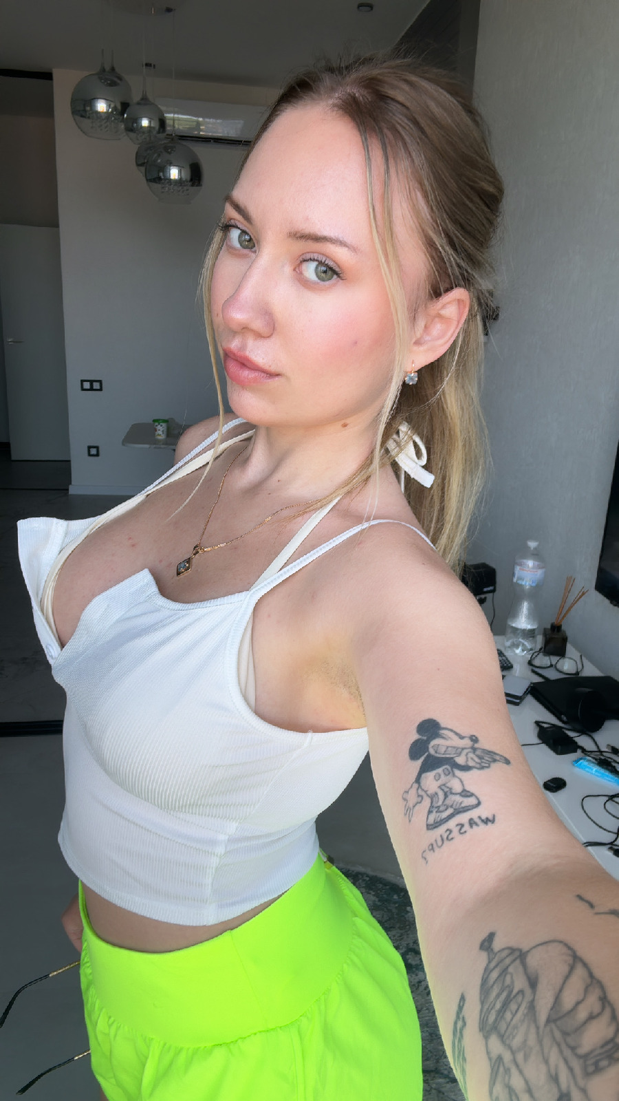 KateV in her underwear in Ningbo