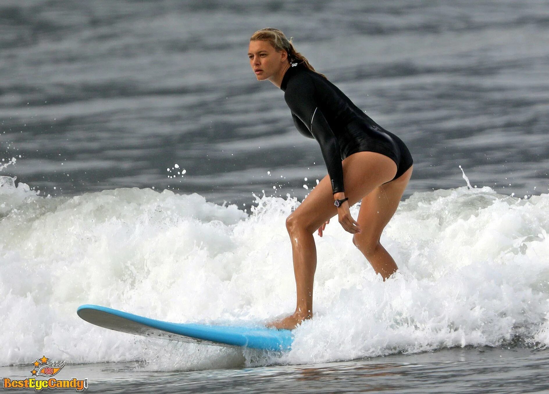 Kelly Rohrbach underwear in Ningbo