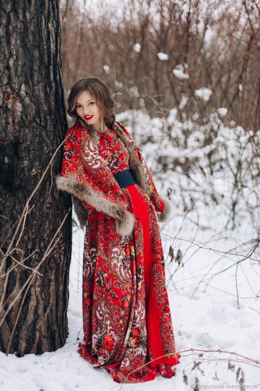 Photo Girls in Slavic costumes in Ningbo