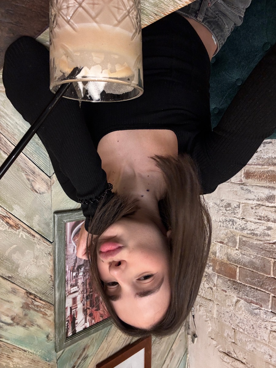 Fresh photos, fresh mood — Tina online in Ningbo